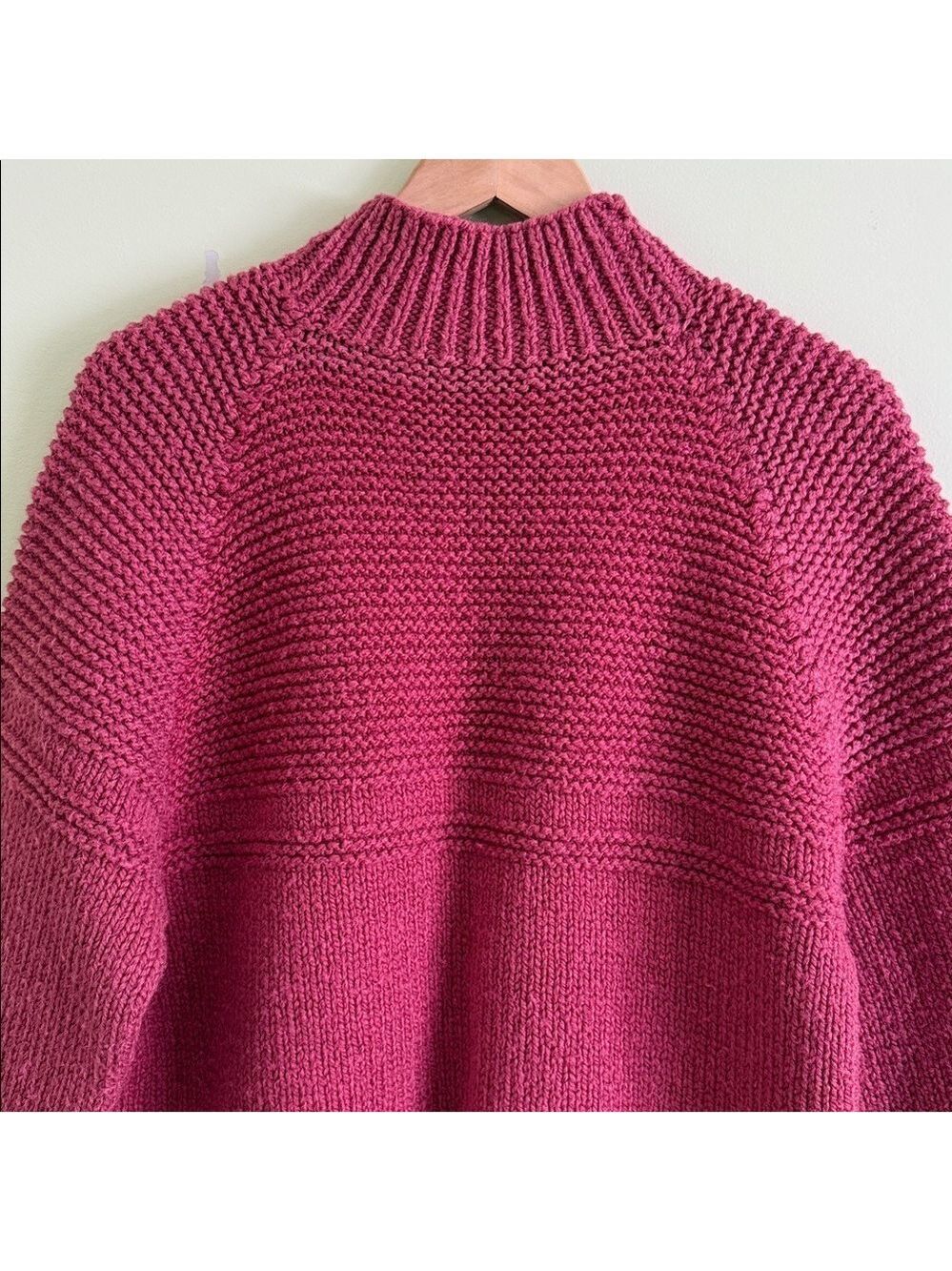 Hand-Knit Wool Sweater Raspberry Pink - Picture 6 of 14